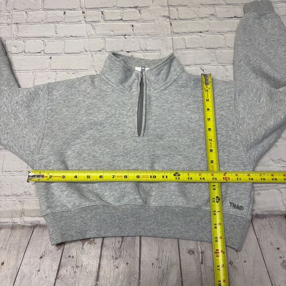 TNA Aritzia Women Sweat Cozy Fleece Sweatshirt Size Small Gray C062 -9 - Picture 2 of 16